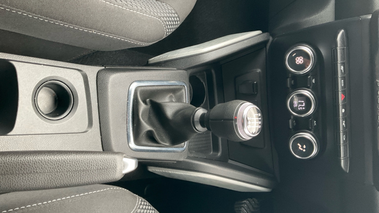 Dacia Duster 1.0 TCe 100 Prestige 5dr Bi Fuel Estate